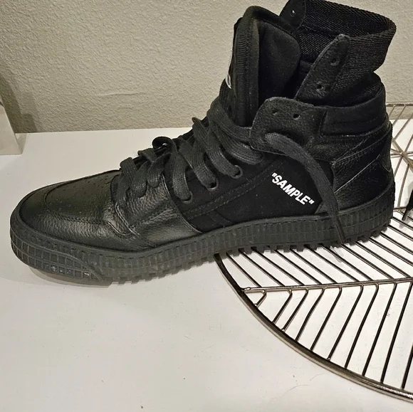 Off-White | 3.0 Off Court High Tops - Picture 3 of 6